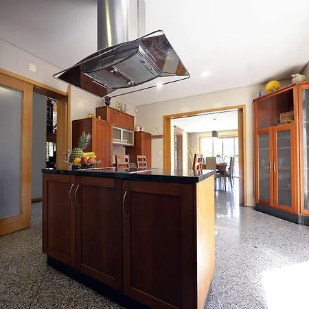 Tasteful Braga 4 Bedrooms Helena Private Pool 빌라 에스포센데