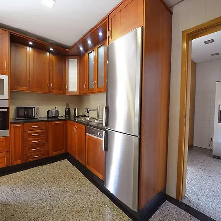 Tasteful Braga 4 Bedrooms Helena Private Pool 에스포센데