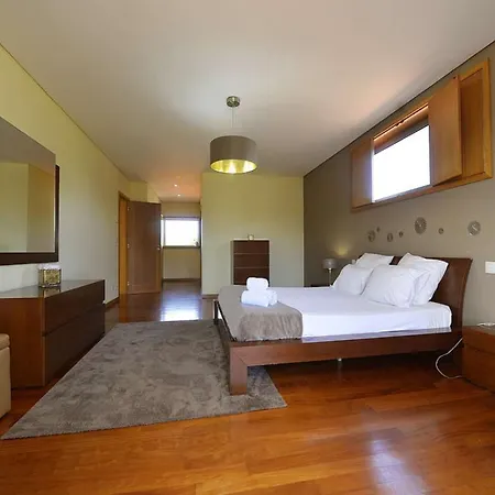 Tasteful Braga 4 Bedrooms Helena Private Pool 빌라 에스포센데